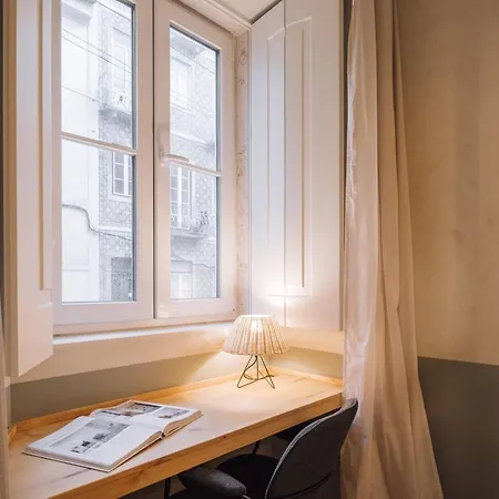 Martos - 1 Bedroom And Terrace In Santos * Lisboa