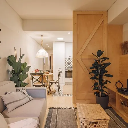 Martos - 1 Bedroom And Terrace In Santos *