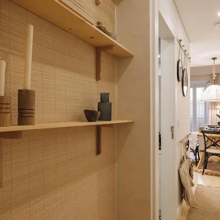 Martos - 1 Bedroom And Terrace In Santos Lisboa