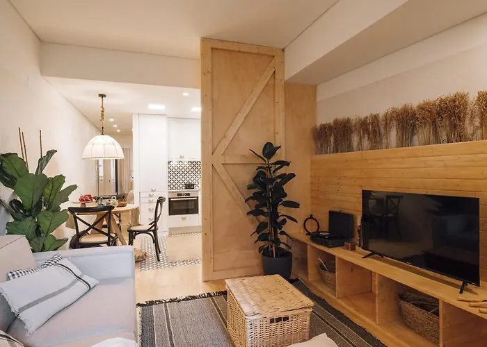 Martos - 1 Bedroom And Terrace In Santos Apartment Lisbon